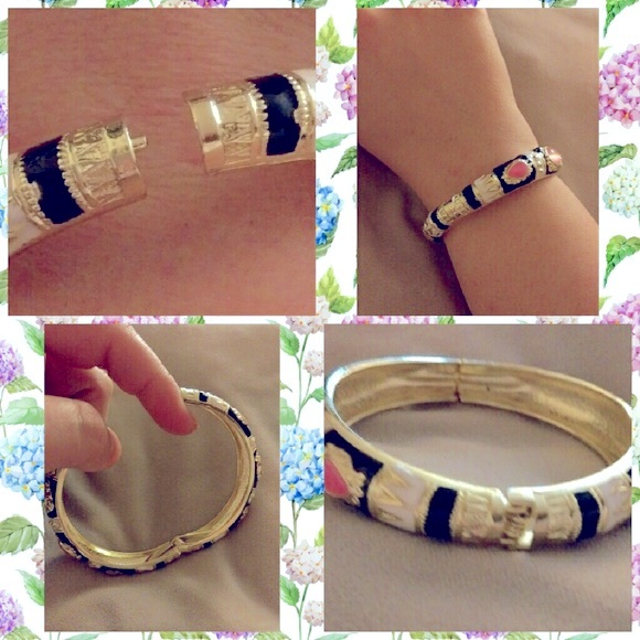 New gold tone enamel hinged bangle bracelet - Picture 2 of 3